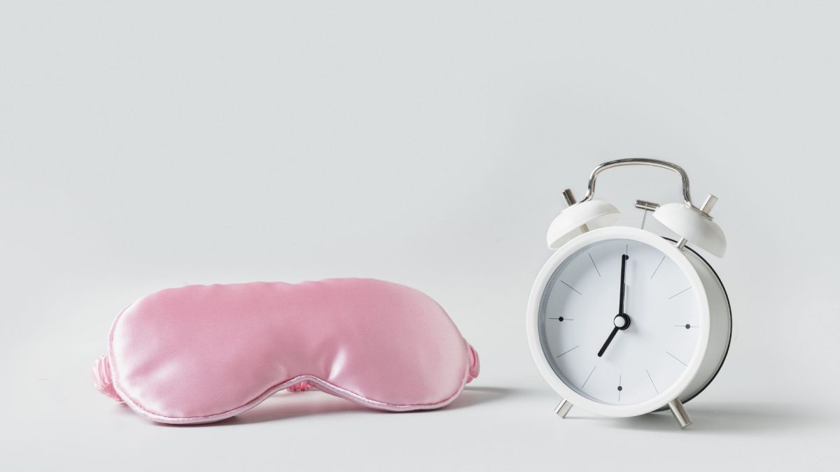 The 3 Hour Rule: Why Scrolling Before Bed is Wrecking Student Sleep