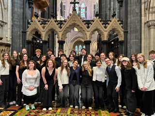 From Dublin to Galway: LTHS Choir Takes on Ireland